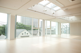 写真:4F レンタルスタジオ